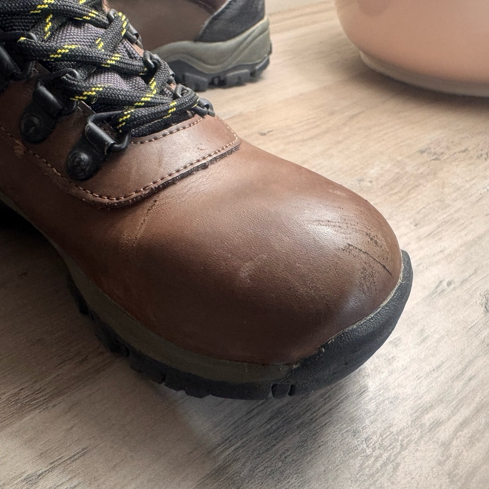 Magellan Outdoors Kids Hiking Boots Boys Sz 3 D - Picture 8 of 12